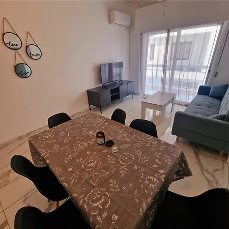 Apartment Cozy 1 Bedroom City-center F *